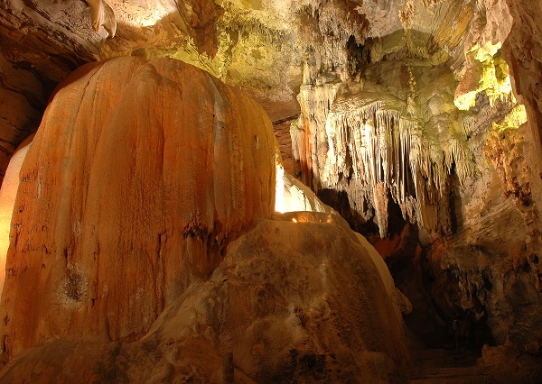 Gruta da Maquiné